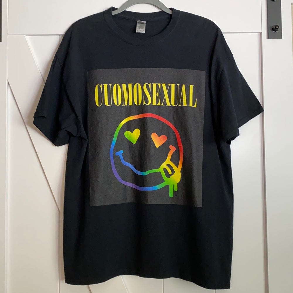 PRIDE Short Sleeve T-shirt Men’s XL 🌈